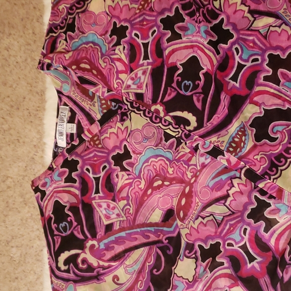 Jennifer Lopez top - Picture 3 of 3